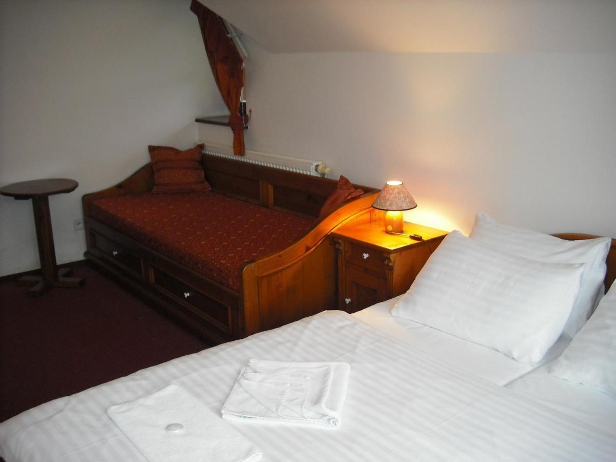 Sport Hotel Pomi Harrachov Esterno foto